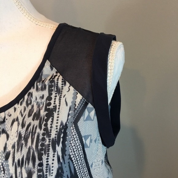 CAbi #253 Mixed Print Tunic Top - Picture 3 of 7